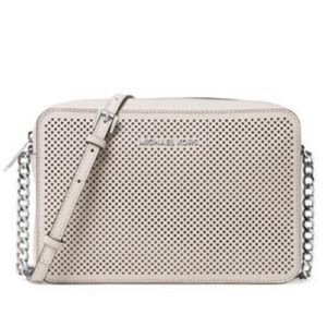 Michael Kors
JET SET PERFORATED LARGE CROSSBODY